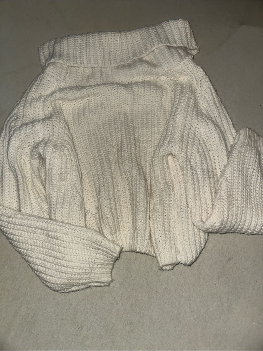 Womens Size M Moon & Madison Cozy Cream Turtleneck Ribbed Sweater